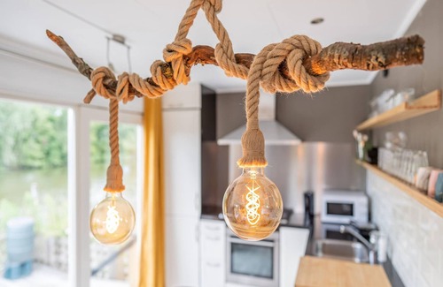 Ooltgensplaat Maison | Idyllic Holiday Home in Ooltgensplaat on the Water
