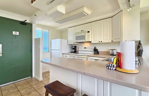 Diamond Head - Kapahulu - St. Louis Appartement | Vues idylliques sur l'océan du 12e étage Suite 1 chambre avec cuisine complète