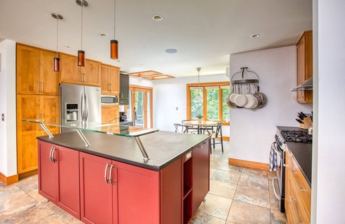 Great Barrington Maison | Idyllic Retreat; Hot Tub/Sauna by Evergreen Home