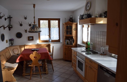 Munchen District Maison | Maison de campagne spacieuse et idyllique dans un hameau au sud-est de Munich