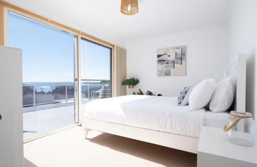 Weymouth Maison | Idyllic Weymouth Retreat with Ocean Views