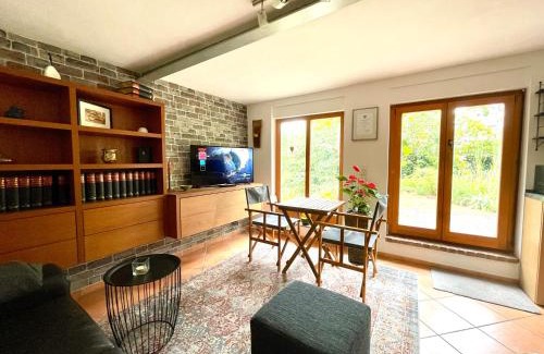 Roedermark Maison | idyllisches Gästehaus für 2 im Garten
