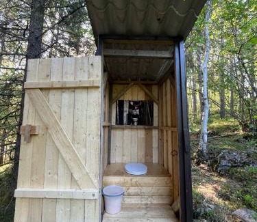 Skien Autre | idyllisk hytte ved vannet