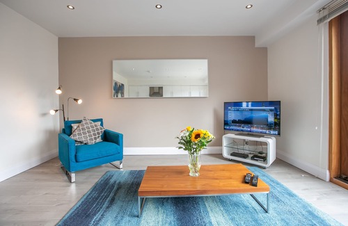 North Wall Appartement | IFSC Spacieux / Calme / Central 2 chambres apt - 15 minutes du centre - 6 personnes