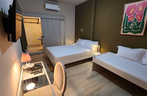 Talat Nuea Maison | IHOC - Phuket OldTown
