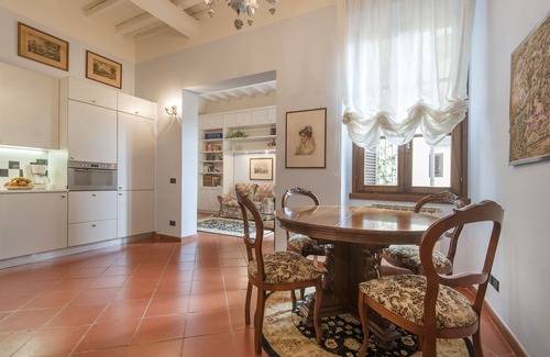 Duomo Appartement | Il Battistero Apt - Luxury Apartments at 20 steps from Duomo; Elevator equipped.