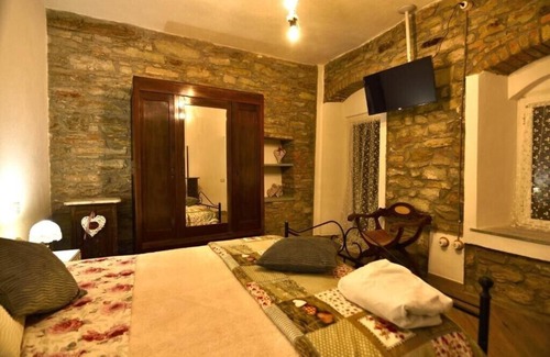 Cremolino Maison | Il Borgo del Castello Deluxe Double Room with Balcony - Giglio