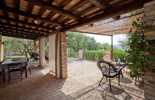 Tollo Villa | Il casale tra le vigne e il mare