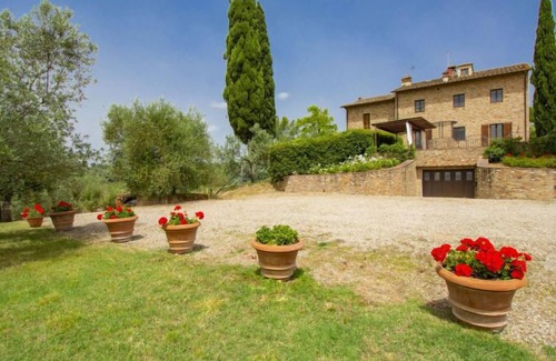 Certaldo Maison | Il Casolarino by Interhome