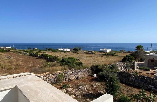 Marina di Felloniche Maison | Il Cubo - One Bedroom House, Sleeps 3