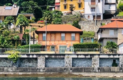 Oggebbio Appartement | "Il Gatto Nero" Maison de vacances avec une vue splendide sur le lac Majeur