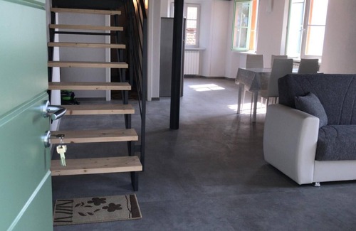 Oggebbio Appartement | "Il Gatto Nero" Maison de vacances avec une vue splendide sur le lac Majeur