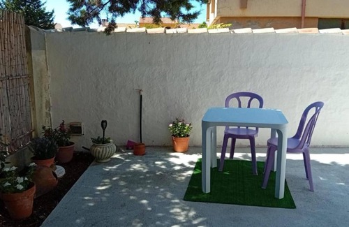 Carbonia Appartement | Il Giardino di Mango: Three-Room Apartment
