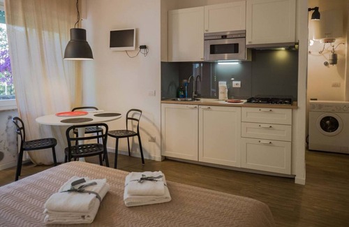 Cinque Terre Appartement | Il Giardino di Ada Ground Floor Studio with AC and Patio