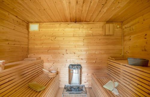 Ex Sottostazione Appartement | Il Gioiellino Pool and Sauna