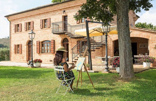Bettolelle Appartement | Il Girasole, app dans une villa typique avec piscine à 7 km de la mer, Senigallia, Marches