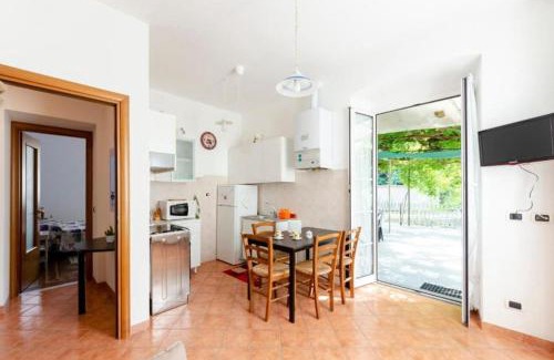 Prati Appartement | Il Glicine di Villa Vittoria nel verde a pochi minuti di auto dalle spiagge