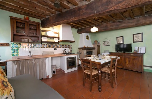 Chianni Maison | Il Mirtillo - Une oasis de paix dans un village italien médiéval