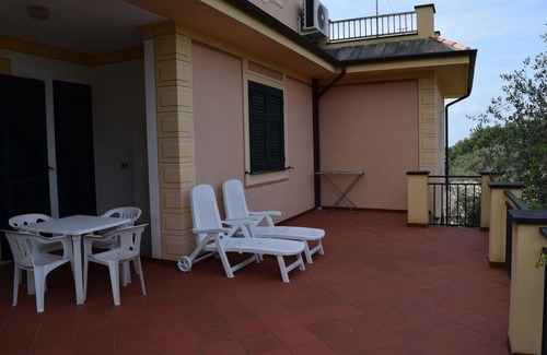 Rezza Villa | Il Paguro - Calypso - Appartement avec accès indépendant et jardin