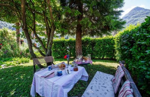 Issogne Lit Et Petit-Déjeuner | Il Pellegrino