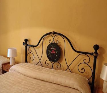 Colle di Tora Lit Et Petit-Déjeuner | Il Tulipano sul Lago