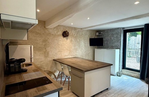 Saint-Coutant-le-Grand Cottage | Gîte "Ile d'Oléron" avec Piscine de 7x7m, à 20 minutes des plages