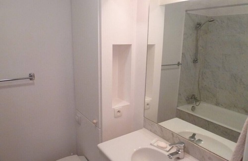 Les Iles Appartement | Ile St Louis 3 BR Appartement