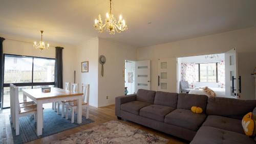 Lynmore Maison | Iles House Rotorua
