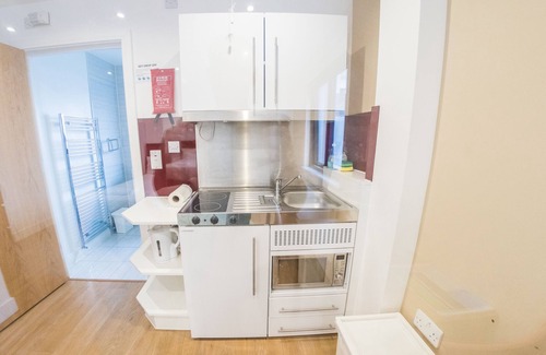 Clementswood Appartement | Ilford Tower Apartments