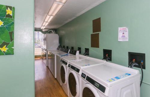 Waikiki Appartement | Ilikai Marina Studio City View Condos with Fully Equipped Kitchens & Free Wifi