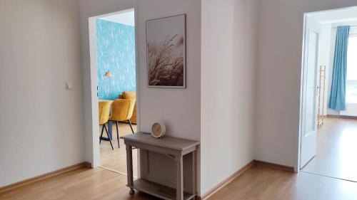 Bad Schmiedeberg Appartement | Im Herzen der Kurstadt, Balkon, Küche, Blick ins Grüne, radfreundlich