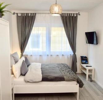 Linz am Rhein Appartement | Im kleinen Stil ll