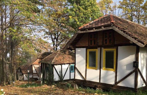 Brcko Cabine | Immaculate 2-bed Wigwam in Gornji Zovik