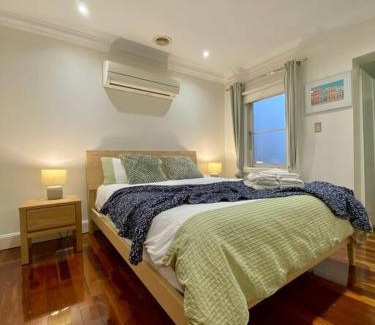 Redfern Maison | Immaculate 3 Bed City Home - Close to Everything!