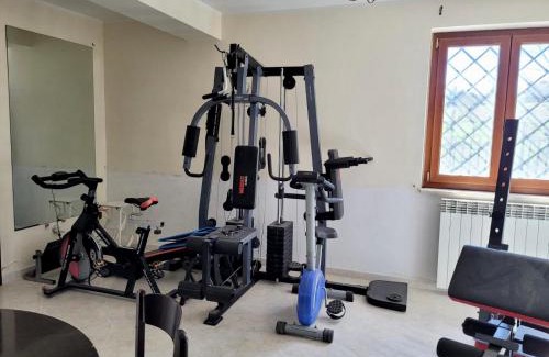 Cervaro Villa | Immaculate 4-Bed House in Cassino Villa Aurora