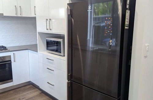 Chermside West Maison | Immaculate Entire House in Chermside West 2-Beds