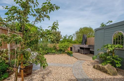 Stoke by Nayland Maison | Immaculate luxury retreat in pretty village with great pubs - Box Valley Cottage