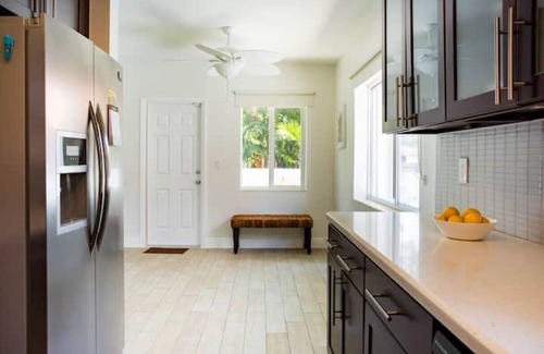 Coral Terrace Maison | Immaculate spacious 3/2 in the heart of Miami, FL