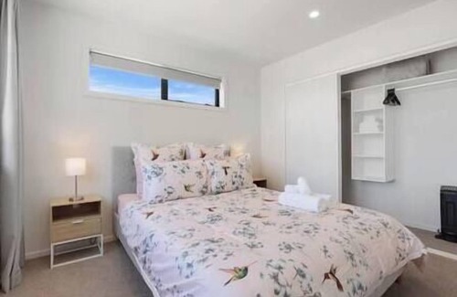 Linwood Appartement | Immerse Yourself in Contemporary Retreat in CBD U2, Immerse Yourself in Contemporary Retreat in CBD