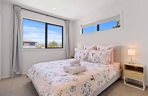 Linwood Appartement | Immerse Yourself in Contemporary Retreat in CBD U2, Immerse Yourself in Contemporary Retreat in CBD