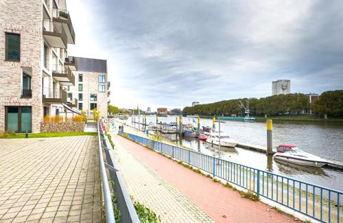 Altstadt Appartement | ImmoStay G#3 Zentrales Apartment mit Balkonblick