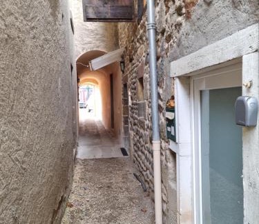 Issoire Appartement | Impasse secrète - Duplex - WIFI