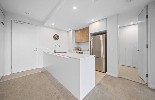 Barton Appartement | Impeccable 1-Bed with Alfresco Dining in Barton