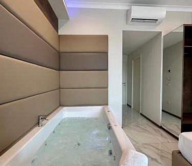 Chiaia Maison | Imperatrice Suites
