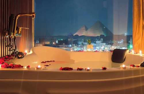Al Haram Lit Et Petit-Déjeuner | Imperial Pyramids Heights Suite