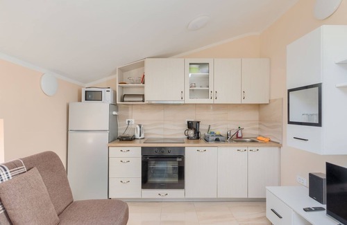 Pican Appartement | Impressionnant appartement avec vue panoramique, piscine, parking privé, barbecue