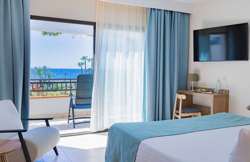 Motril Station Balnéaire | Impressive Playa Granada Golf