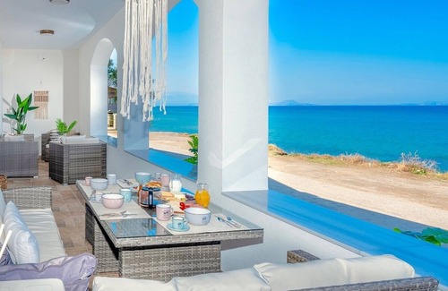 Skaleta Villa | Impressive Seafront Villa with Amazing Views, A/C and Private Pool just 5 meters to Skaleta Beach!