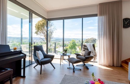 Newstead Maison | Impressively Spacious Modern & Convenient