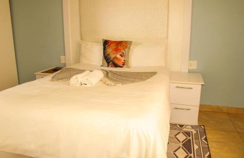 Umzimvubu Cabine | Imvomvo Country Lodge and Conference Center